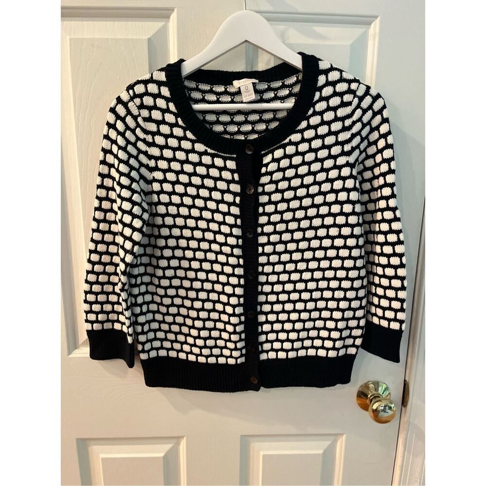 Chico’s Black & White Init 3/4 Sleeve Cardigan Sweater sz 0 or XS EUC